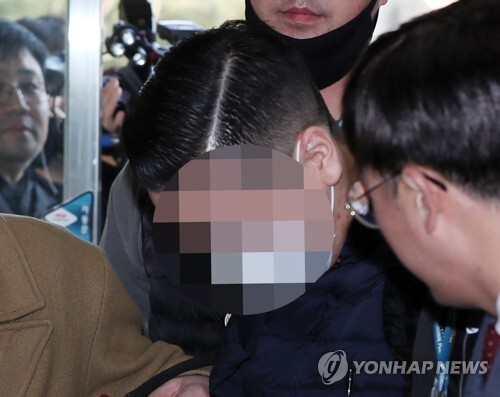 마약 투약 혐의를 받고 있는 SK그룹 창업주의 손자 최모씨. [사진 = 연합뉴스]