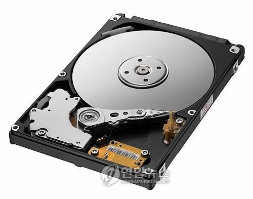 고용량 솔리드스테이트드라이브(SSD). [사진 = 연합뉴스]