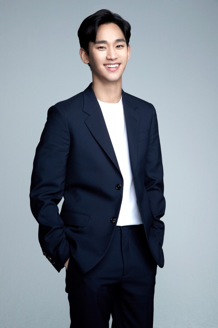 하나은행 새 광고모델로 배우 김수현 합류.(사진=하나은행)
