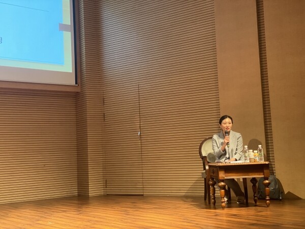 한국공연예술경영협회 특강 '클래식 공연과 법' 강의하는 박정인소장.[출처= 메가경제신문]