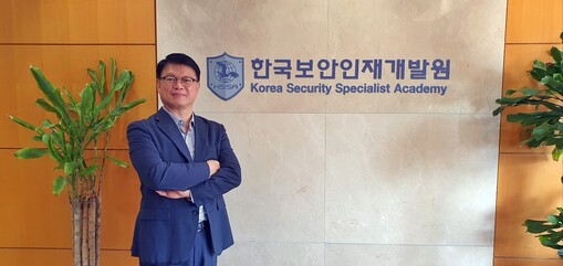 [인터뷰] 박재완 항공보안협회장, “...