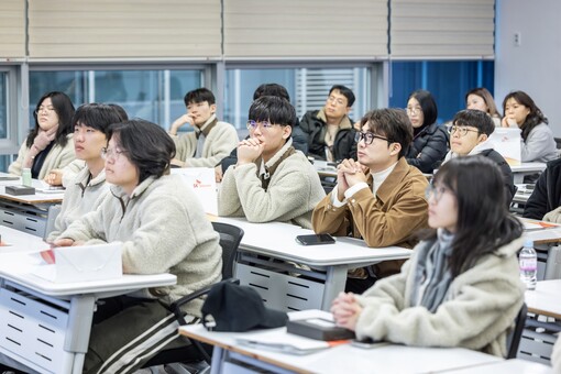 “보이스피싱 막는 법 가르친다”…SK...