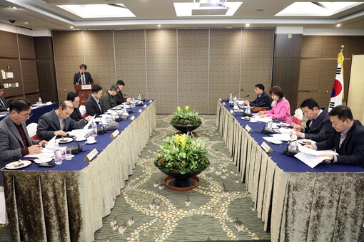 강원랜드, 비상임이사 후보 3인 선정...