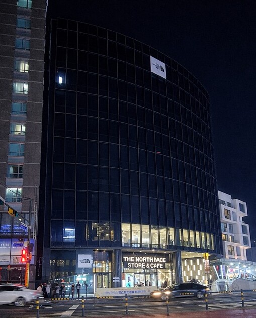 영원무역, ‘어스아워’ 동참…국내 사...