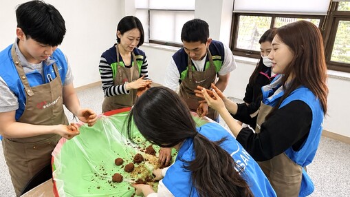 에어부산, 객실승무원과 ‘환경 봉사’...