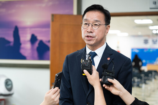 위성곤, 제주지사 후보 등록 완료…‘...
